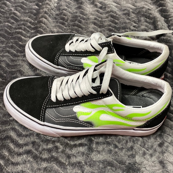 Vans Other - Sale $8 Vans mens 6.5 woman’s size 8.0 good condition Just need a light cleaning